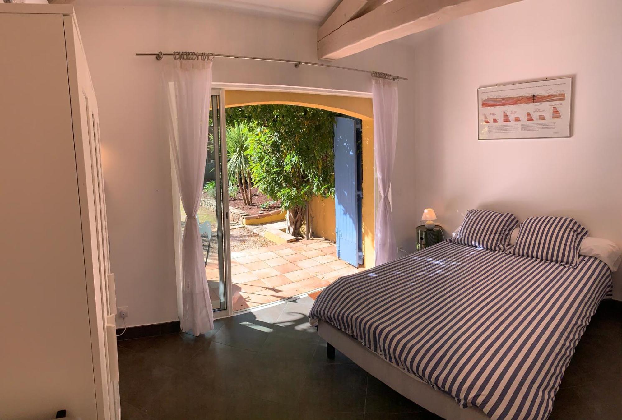 Sous Les Pins Parasols Vidauban Exterior foto